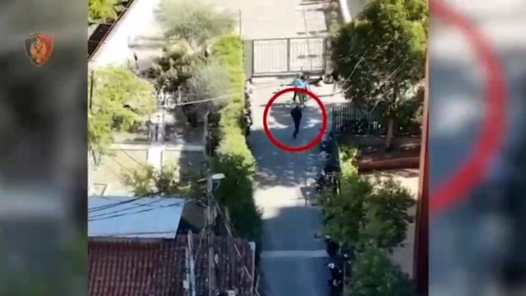 Aksion antidrogë në Tiranë, goditen 8 grupe shpërndarësish pranë shkollave