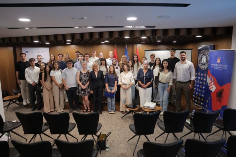 Shqipëri–Kroaci, të rinjtë bashkojnë vizionin për Evropën