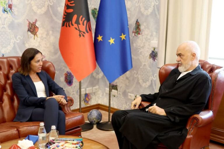 Rama: Mirëseardhja në Tiranë e ambasadores së re të Bashkimit Europian, Sofia Moreira de Sousa