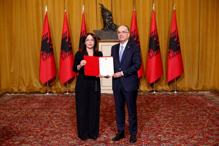 U betua te presidenti/ Ministrja e Shëndetësisë, Klodiana Spahiu: Një mision për të vijuar me energji rrugën e reformave