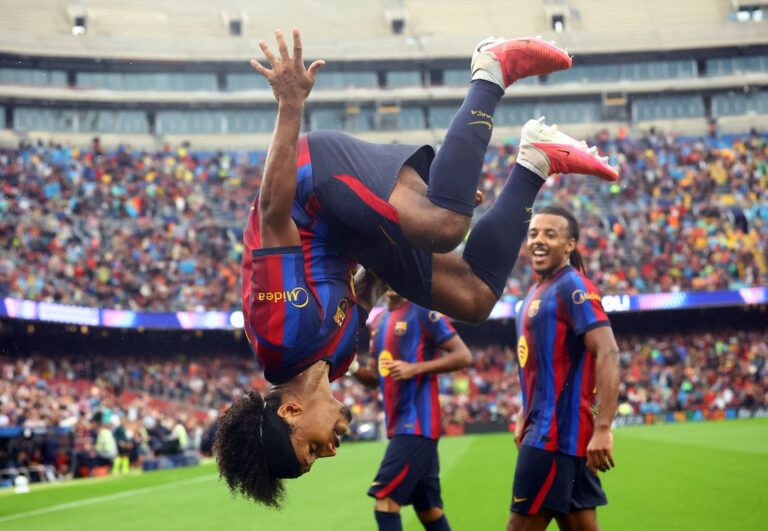 Barcelona fiton me manita ndaj Feyenoord në sfidën e parë në Champions