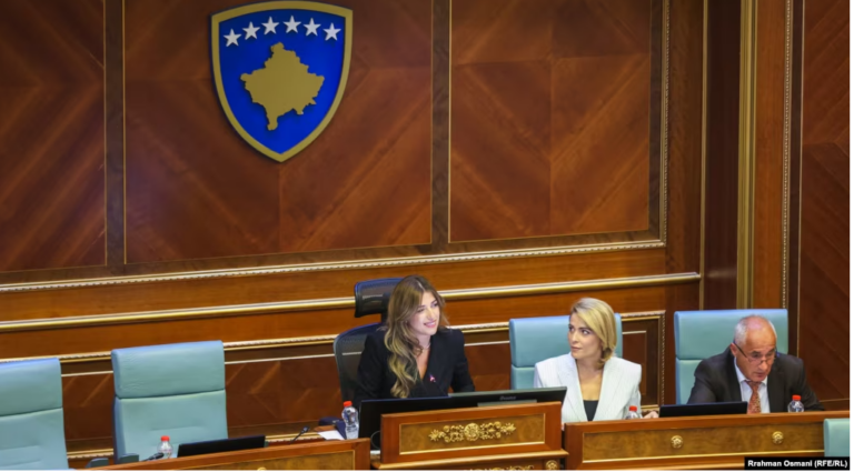 Edhe një tentim për konstituim të parlamentit të Kosovës, PDK-ja s’merr pjesë