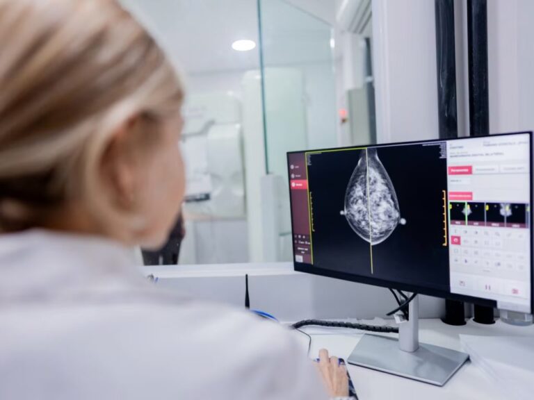 Kanceri i gjirit, Inteligjenca Artificiale mund të parashikojë ecurinë e tumorit