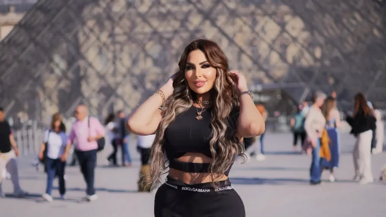 Një dosje droge që tronditi Egjiptin, prezantuesja televizive Sarah Khalifa dhe 11 të tjerë dënohen me vdekje