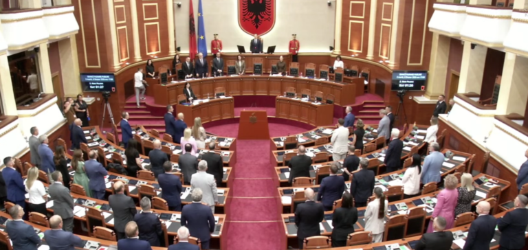 Ikën Spahiu, ja kush do të marrë postin e nënkryetares së Kuvendit