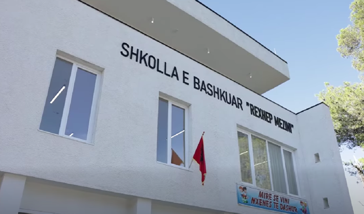 Hap dyert shkolla e re  Rexhep Mezini  në Ishëm  Rama  Pjesë e 53 objekteve arsimore të reja ose të rindërtuara
