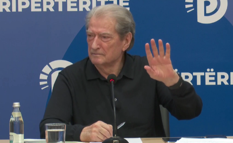 Berisha: Rama po e paraqet si aferë dashurie me Agasin, por Vlora Hyseni ka marrë çdo vendim me porosi të tij