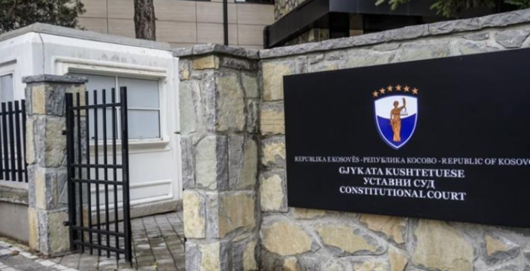 Ngërçi politik në Kosovë, Kushtetuesja rrëzon PDK-në: Votimi i qeverisë është i rregullt