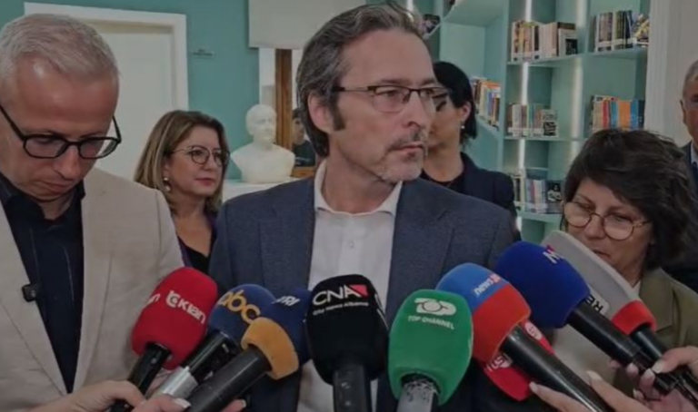 Ambasadori i Italisë flet për Vlora Hysenin