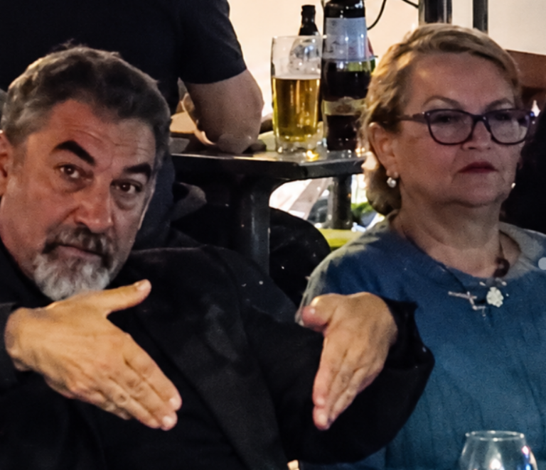 VIDEO/ ”Pendohem që qëllova me shishe”, Delina Fico rrëfen incidentin me protestuesit: Na shanin prej 5 minutash