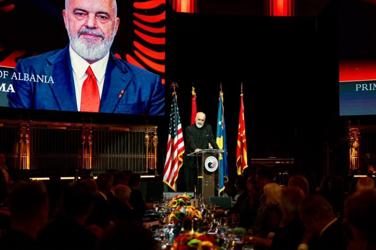Rama në New York: Joe Biden e tradhtoi Hashim Thaçin, Amerika nuk bëri më të mirën