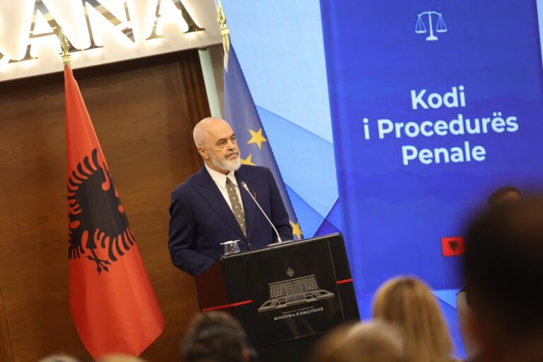 Kodi i Procedurës Penale, Rama: Çdokush që thirret si person në dijeni, ka të drejtën e avokatit! Deklarimet nën torturë, të pavlefshme