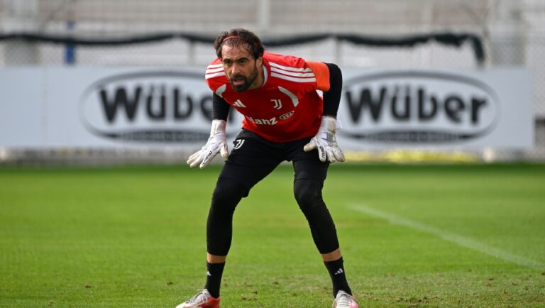 JUVENTUS – Juve, kush është portieri i dytë? Pinsoglio me 6 ndeshje në 9 vjet, përndryshe është…