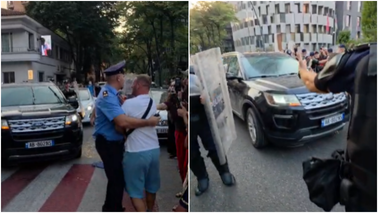 Protestuesit gjuajnë me vezë makinën e deputetes. Shoqërohen Adriatik Lapaj dhe Shpend Gashi
