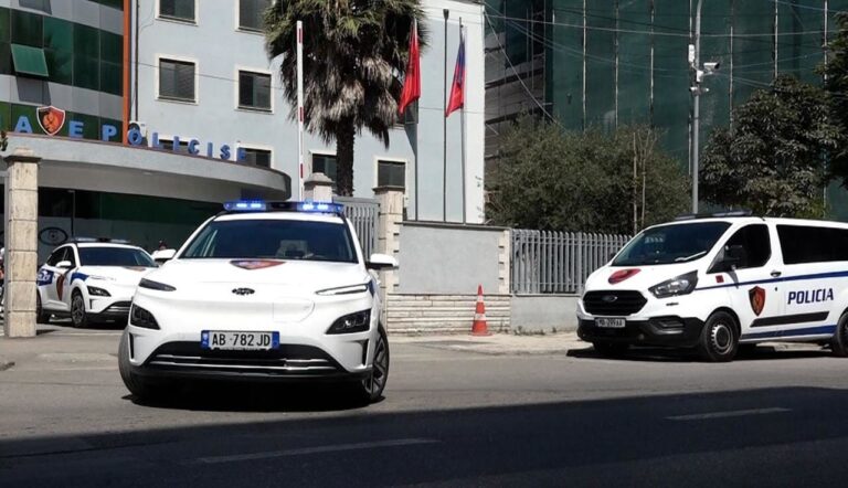 Plagosje me armë zjarri në Durrës, 61-vjeçari qëllon 52-vjeçarin pas sherrit