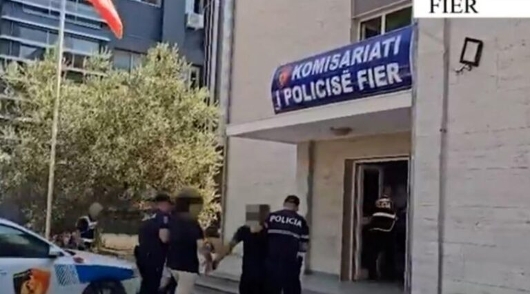 Vidhnin banesa në Patos dhe jo vetëm, në pranga tre persona
