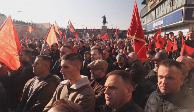 “Marshi për liri”, qytetarët në shesh në mbështetje të ish-krerëve të UÇK-së
