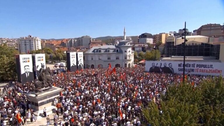Pas Hagës dhe Prishtinës, protesta të reja të diasporës shqiptare në Evropë dhe Kanada