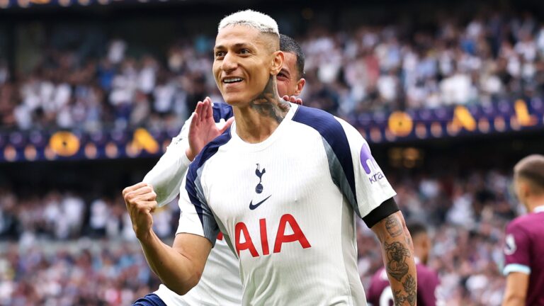 Richarlison jashtë listës së Tottenhamit, Chiesa humbet Champions League-n me Liverpoolin
