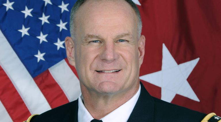 Po mbërrin në Tiranë ambasadori i ri amerikan, Eric Wendt