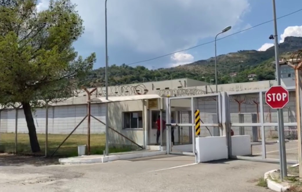 SPAK urdhëron kontroll në Bradashesh  zbulohen alkool dhe pajisje për internet