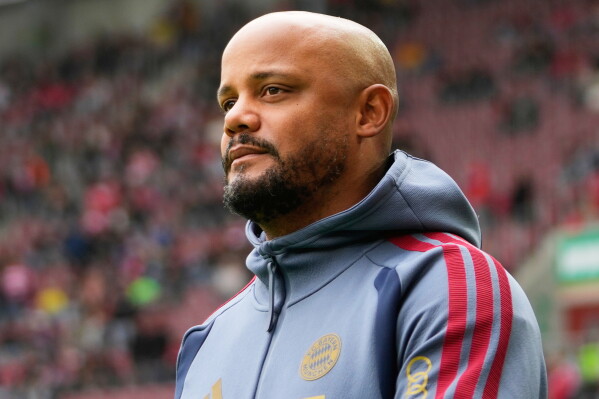 Trajneri i Bayern Munich, Vincent Kompany, shtrohet në spital pas rrëzimit në stërvitje