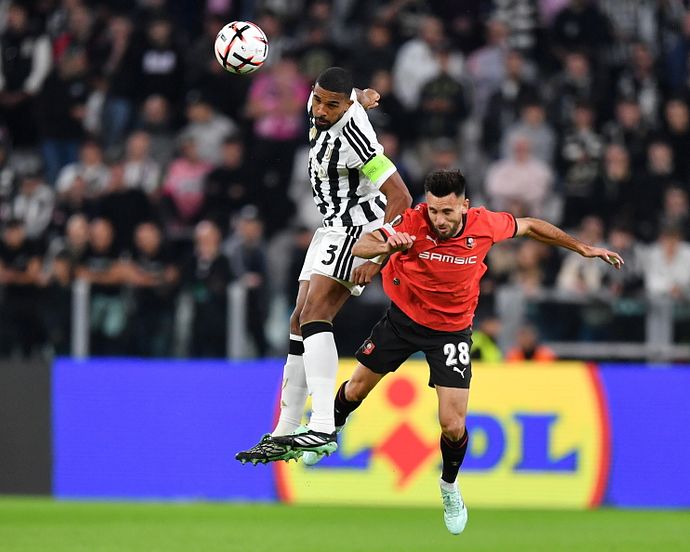 Juventus shmang turpërimin në Europa League, barazon ndaj Rennes