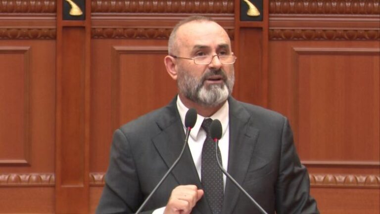 Reforma territoriale, Manja: Pse 46 bashki dhe jo 100? Lojë kungulleshkash