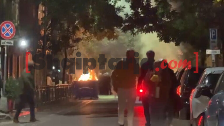 Protestuesit nuk ndalen, djegin koshat e mbeturinave pranë Prokurorisë së Tiranës