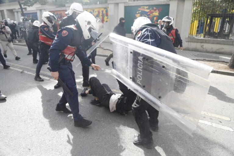 Të lënduarit nga protesta, Ministria e Shëndetësisë tregon gjendjen e tyre