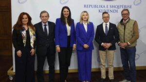 Ina Zhupa takim me eurodeputetët: Kërkojmë qeveri tranzitore pa Edi Ramën