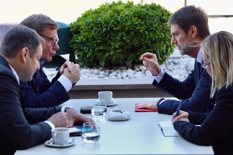 Ministri Hoxha takon Wadephul: Agjenda e reformave, çelësi i së ardhmes evropiane të Shqipërisë