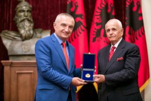 Meta për ndarjen nga jeta të Bashkim Zenelit: Diti të notonte në ujëra të qeta e të trazuara