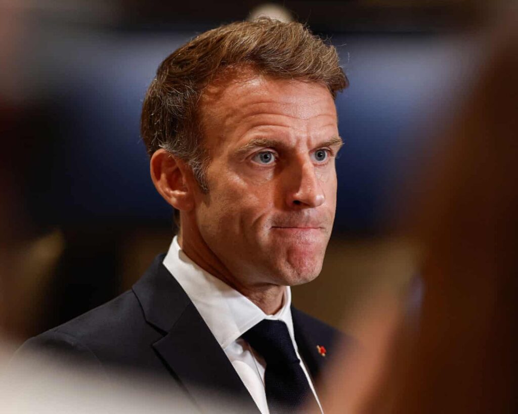 Macron akuzon Trumpin dhe liderë të tjerë të huaj për ‘komente idiote’ mbi trazirat në Francë