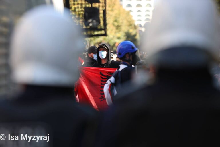 Fotolajm/ Revolta studentore në Tiranë