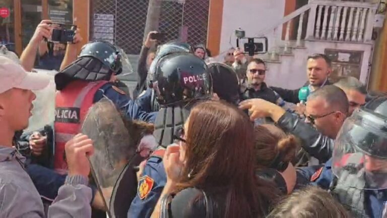 Plagoset rëndë komandanti i forcave të rendit, Rama dërgohet me urgjencë drejt Tiranës