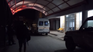 Sherr mes të rinjve, plagoset një 19-vjeçar