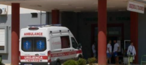 Ministria e Shëndetësisë përditëson bilancin: 13 të lënduar, mes tyre protestues, policë dhe gazetarë