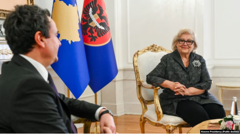 Ish-ministrja e Thaçit që u bë zgjidhja e Kurtit