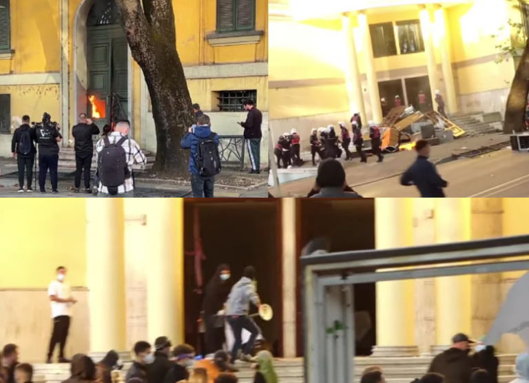 Protestuesit futen tek Ministria e Financave, nxjerrin sende jashtë dhe i vihet zjarri godinës