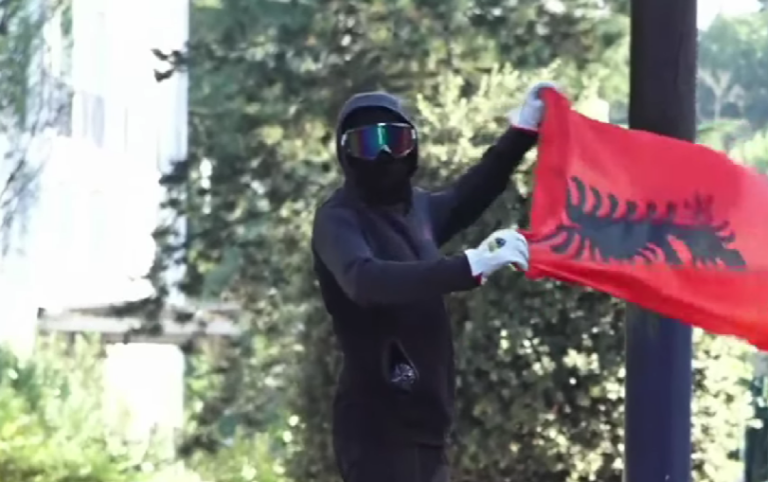 Protestat në Shqipëri, media britanike BBC: Skena që nuk janë parë prej dekadash