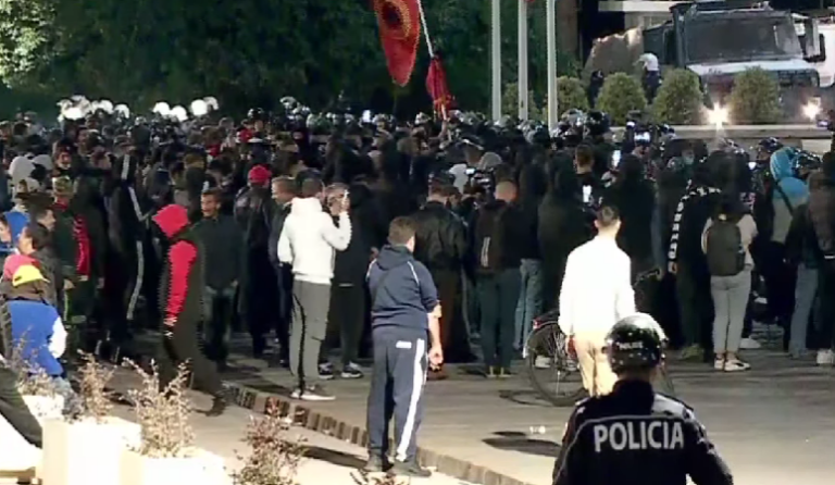 Protestuesit: Këtë të shtunë protesta më e madhe se kurrëherë!