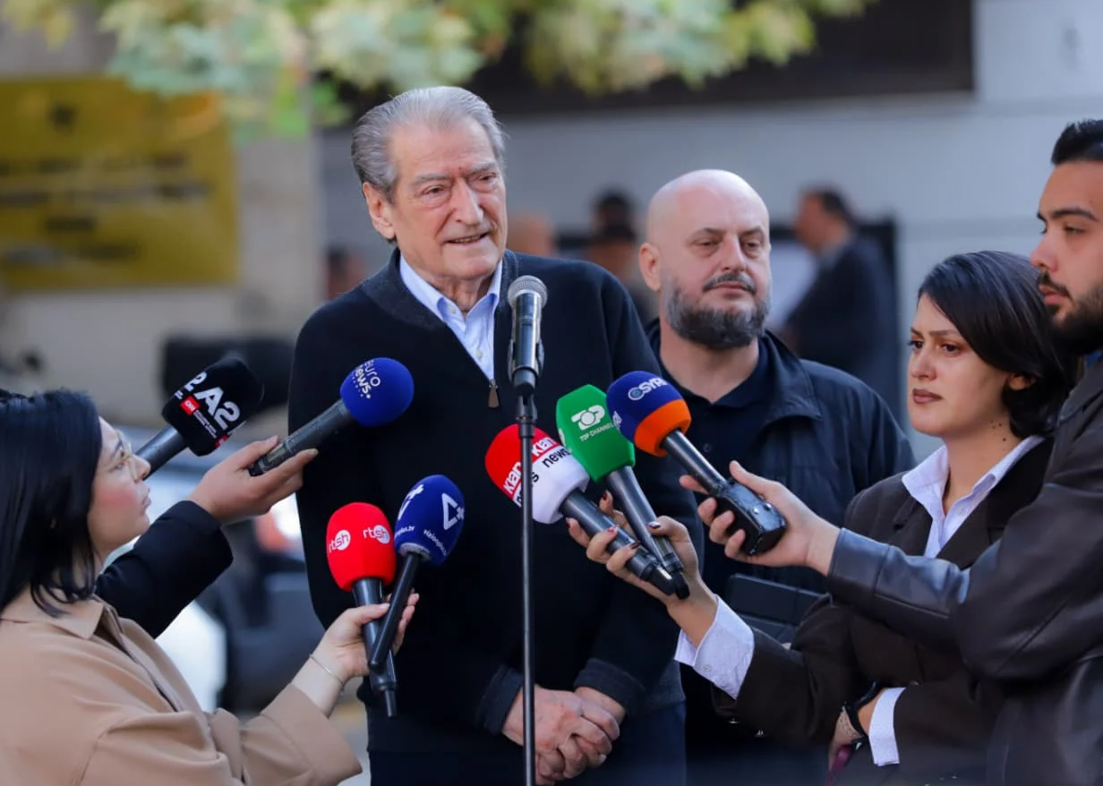 Berisha: Zjarrvënësi më i madh i kombit është Rama, revolta është misioni për të çliruar vendin