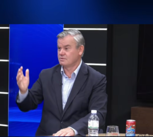 Lesi: Pse nuk shkoni te Rama dhe ta shkatërroni live? Se mund të japë dorëheqjen…