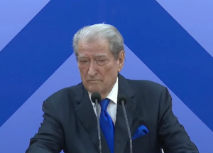 Vuçiç humb zgjedhjet, Berisha: E shporrën studentët, goditje edhe për Ramën