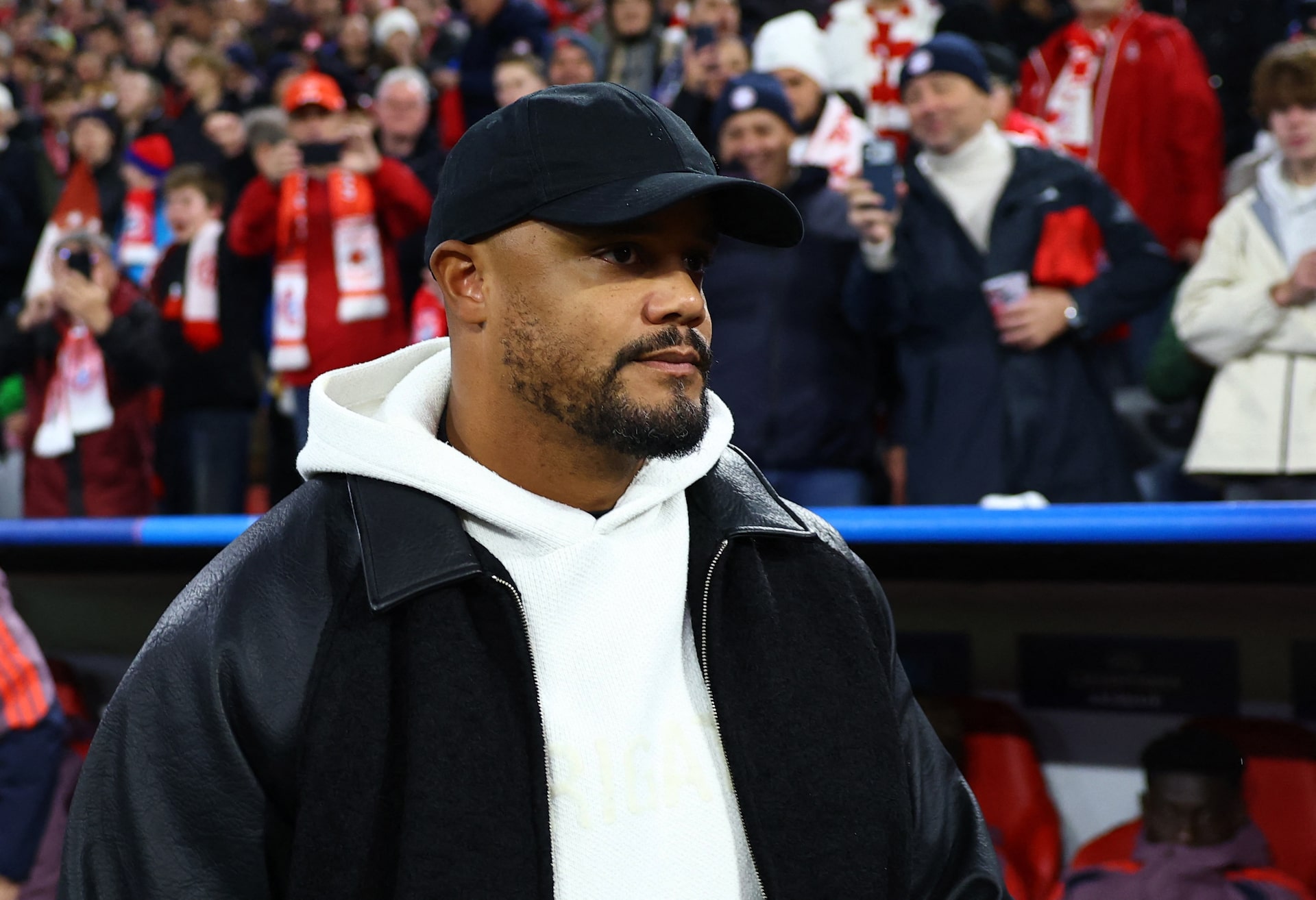 Alarm te Bayerni, trajneri Kompany dërgohet me helikopter në spital pas kolapsit