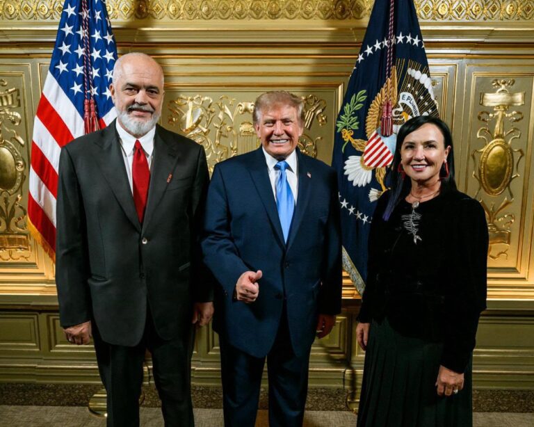 Takimi me Trump në Amerikë, Rama ironizon PD: Të bëjnë kujdes, se dalin prap si kokrrat e kandarit