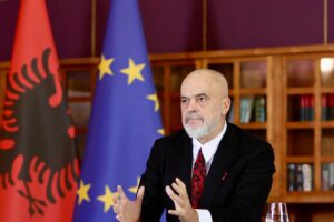 ”Protesta një mish-mash”, Rama: Populli flet me votë, do qëndroj deri në ditën e fundit të kontratës