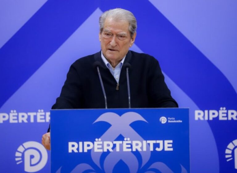 Berisha sulmon Ramën: Foli me gjuhën e një narkobanditi ndaj të rinjve
