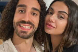 Bashkëshortja e Cucurella-s i shpëton aksidentit tragjik në Spanjë: Isha në trenin pas tij